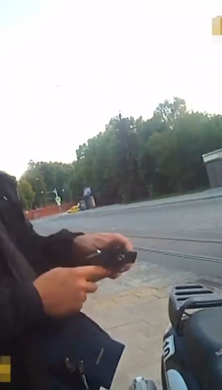 У Львові небайдужий водій допоміг поліції впіймати нетверезого скутериста