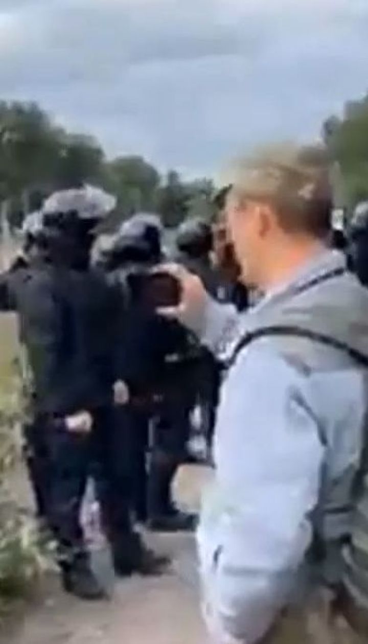 На Львівщині поліція розігнала активістів, які блокували вагони з вугіллям