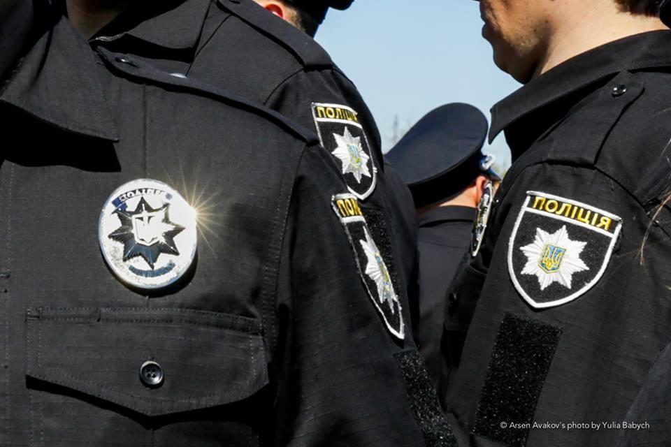 Зараз правоохоронці встановлюють осіб, причетних до нападу і вбивства людини / facebook.com/mvs.gov.ua