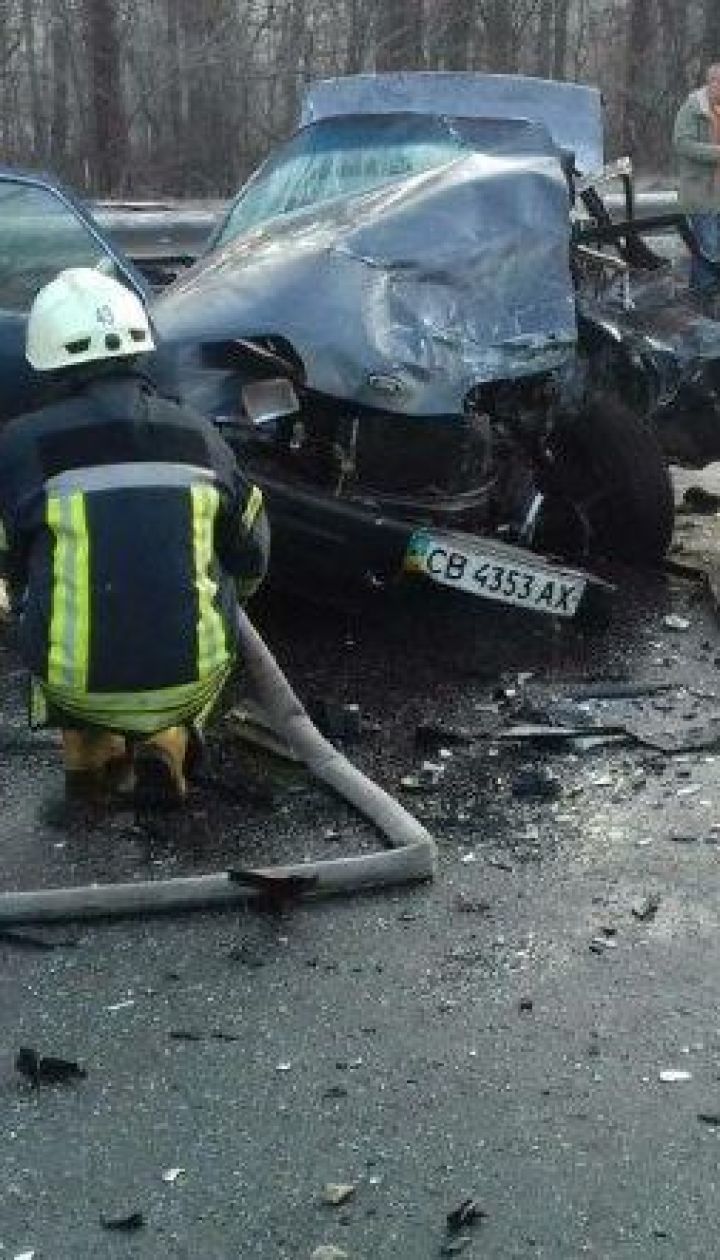 Підбірка моторошних аварій на українських дорогах