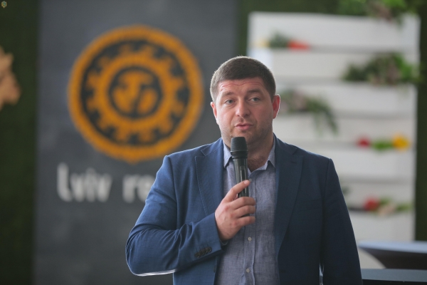 Львівська ОДА продовжує сприяти у налагодженні діалогу між фермерами та рестораторами