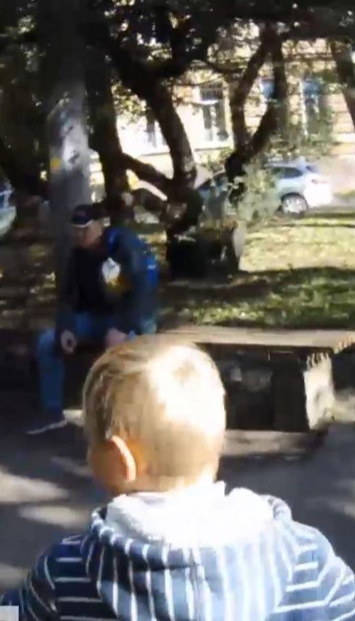 У Львові поліцейські забрали з вулиці до притулку 6-річного хлопчика