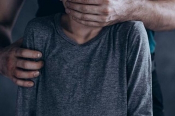 Во Львове 18-летний парень изнасиловал несовершеннолетнего мальчика