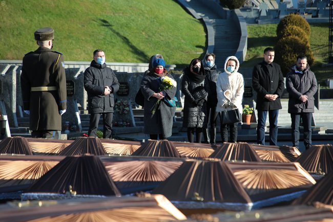 Тела 428 жертв политических репрессий перезахоронили во Львове 05