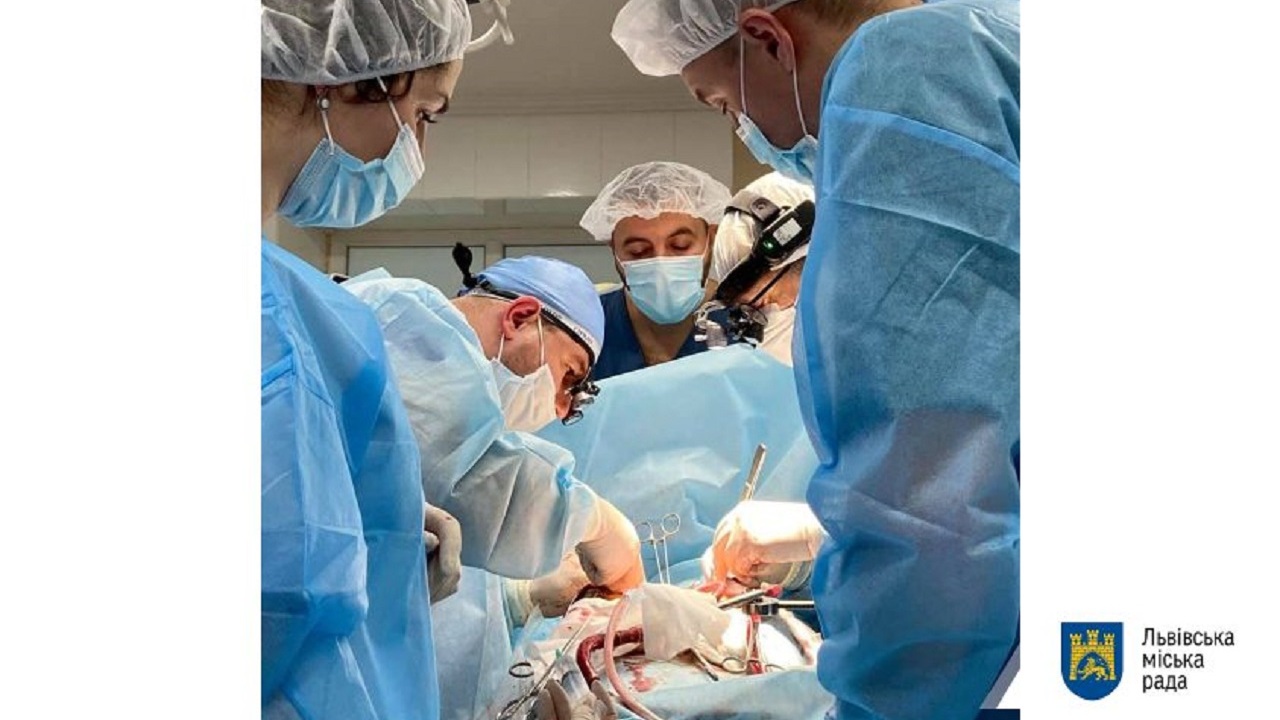 На Львівщині провели унікальну операцію: 39-річній жінці пересадили печінку - Про Захід