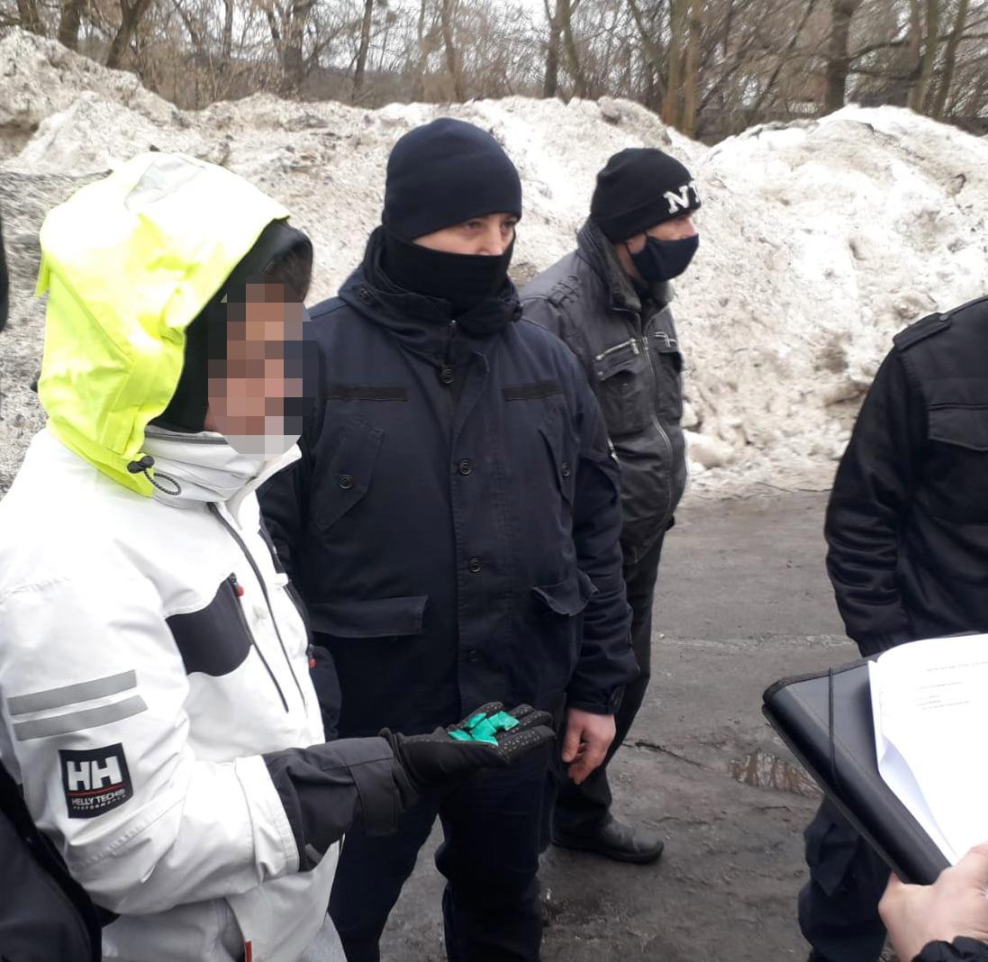 На Львівщині затримали юнаків, які мали наркотики, Фото - поліція Львівщини