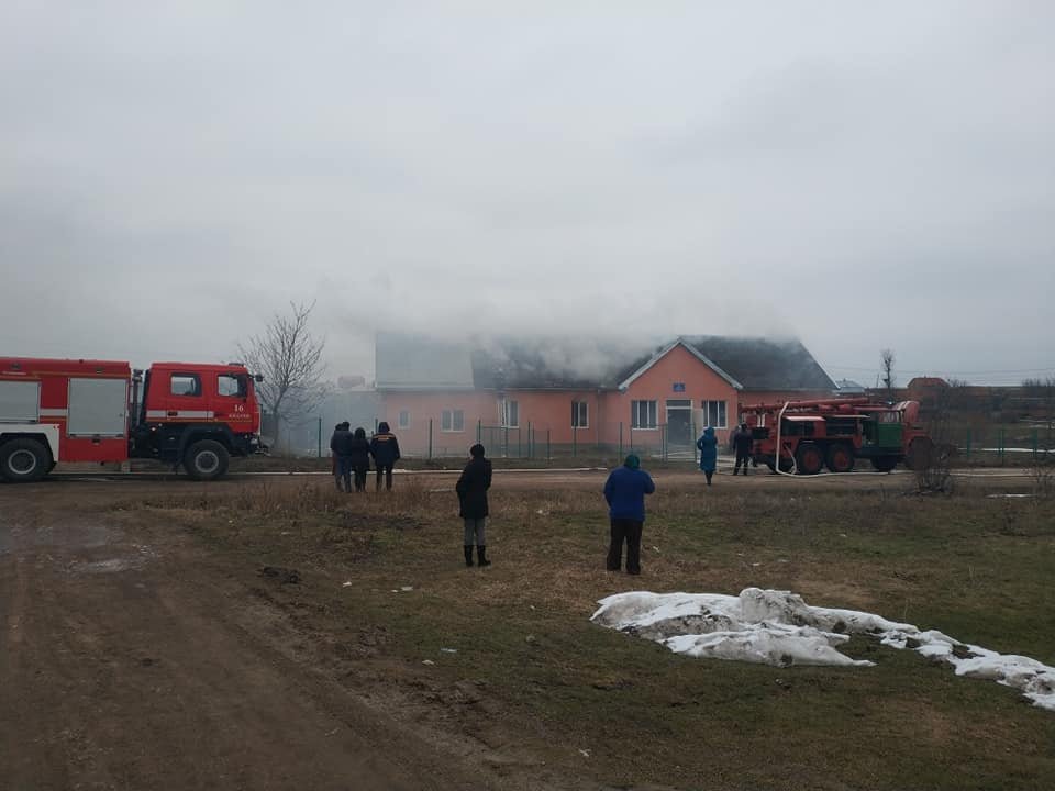 Пожежа в народному домі с. Дуліби, Фото: ДСНС Львівщини