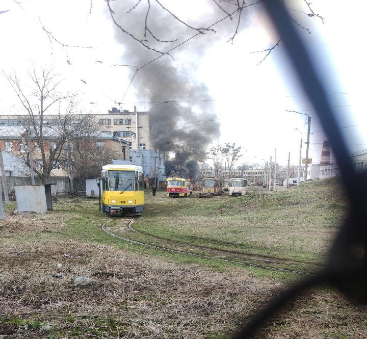 У львівському депо горів трамвай, Фото: "Варта1"