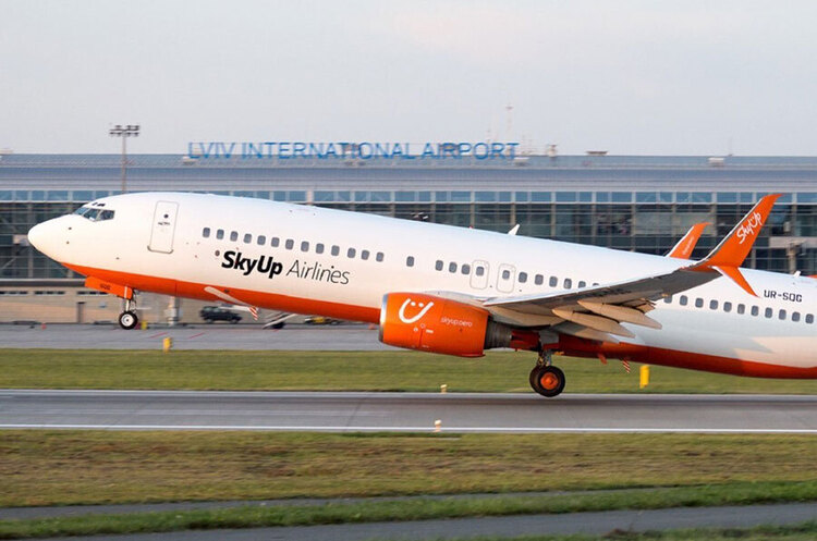 Державіаслужба дозволила SkyUp літати зі Львова до Баку