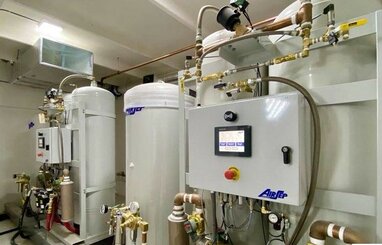 У львівській лікарні дві кисневі станції самостійно виробляють кисень з повітря