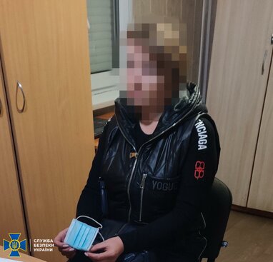СБУ затримала «ексчиновницю ЛНР», яка приїхала жити в Україну