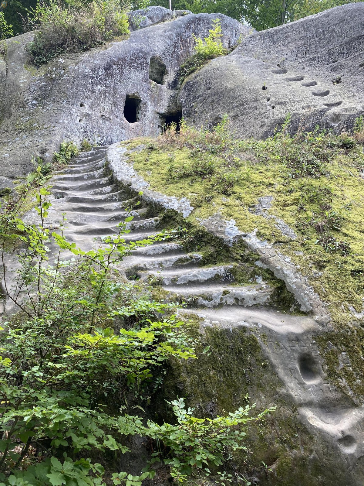 Сходи до скельного монастиря у Розгірче - фото 71075