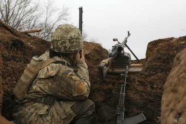 Російські бойовики за добу тричі порушили режим тиші на Донбасі