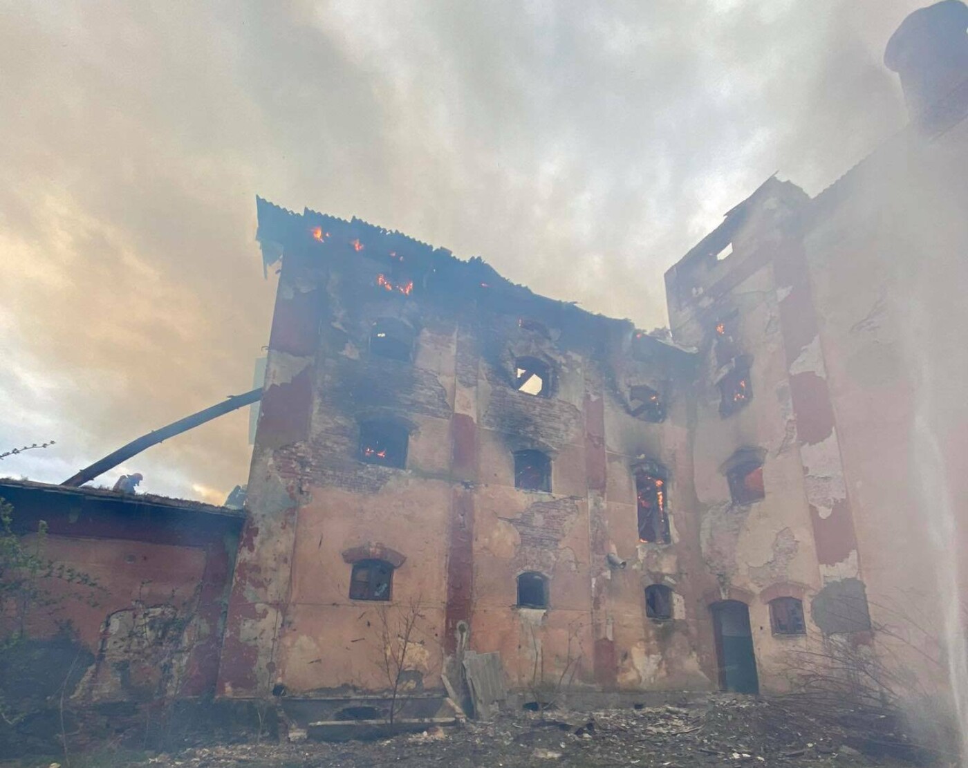 Пожежа у місті Радехів, Фото: ДСНС у Львівській області