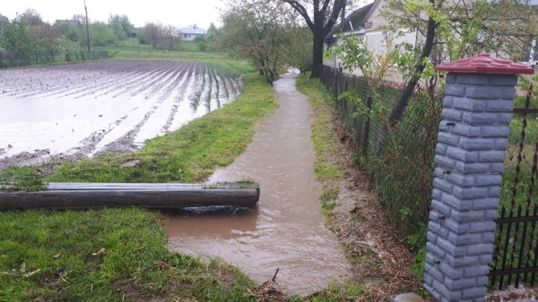 Потоп на приусадебных участках в Червонограде