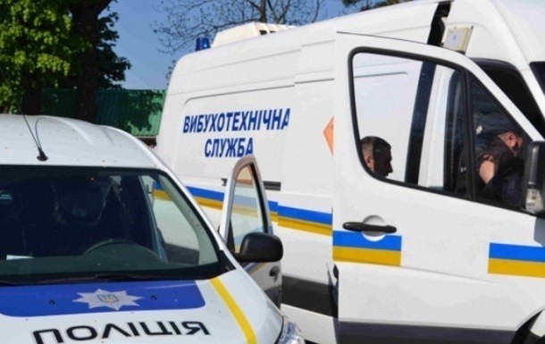У Львові 48-річна місцева жителька надала неправдиве повідомлення про «замінування» двох поліцейських будівель.