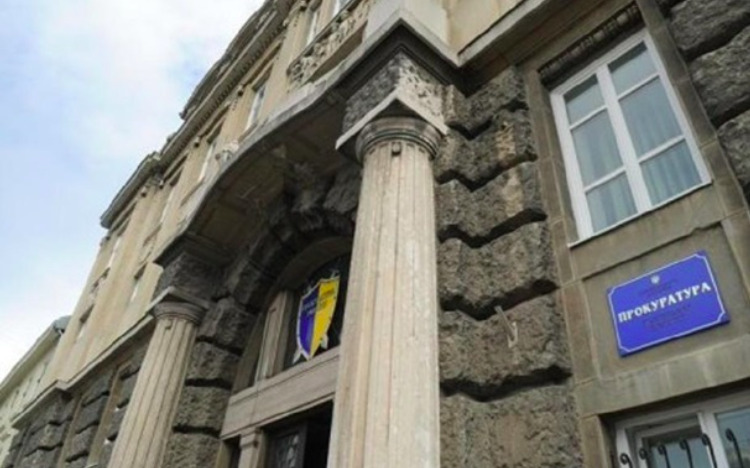 Во Львове сотрудницу музея будут судить за пропажу книг на 8,5 млн гривен | Общество