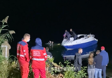 Побачення закінчилось трагедією: під Харковом в затонулому авто загинула молода пара (відео)