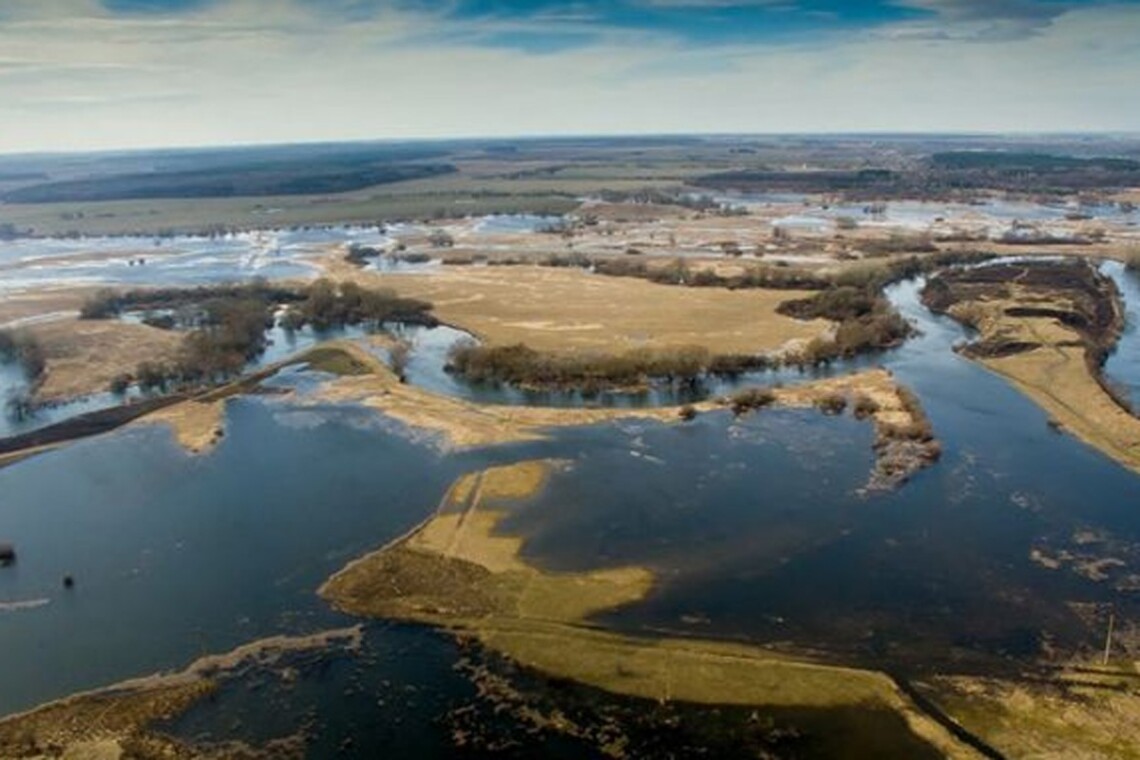 У Львівській області прогнозується підйом рівня води на річці Західний Буг через дощі. Є загроза підтоплень.
