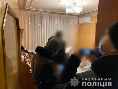 Власники клініки продавали немовлят за кордон: в Україні викрили псевдопрограму сурогатного материнства (фото)