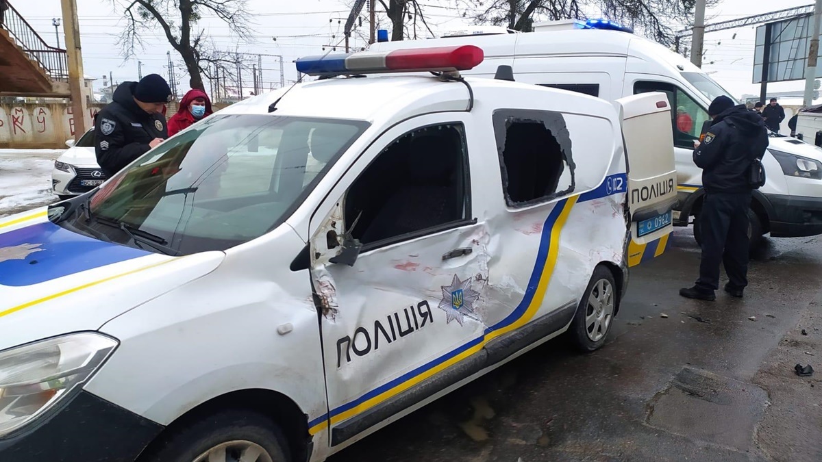 Масштабное ДТП во Львове с участием полиции: 7 человек в больнице