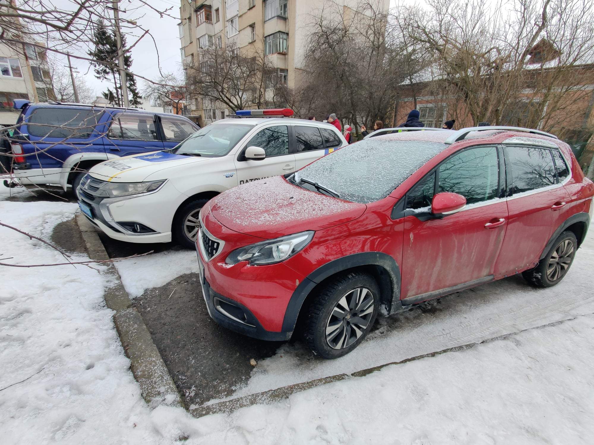 У Львові арештували 2 авто боржників