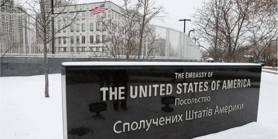 Посольство США в Києві (Фото:REUTERS / Gleb Garanich)