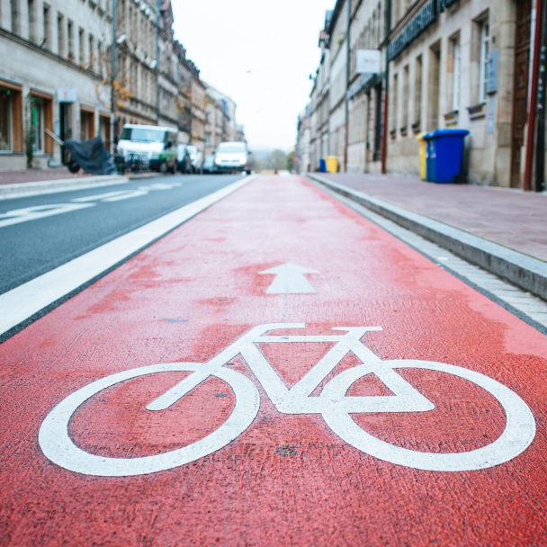 Цього року на 8 вулицях Києва з'являться велодоріжки: де саме