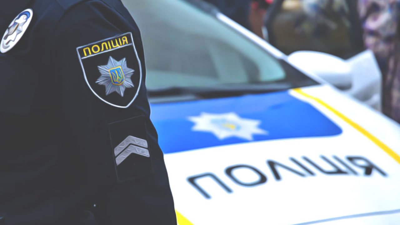 Заарештували та вручили повістку пішоходу, що порушив ПДР: скандал у Львові