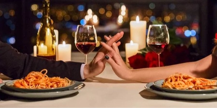 Романтична вечеря на двох. Фото ілюстративне (Фото:Milkos/depositphotos)